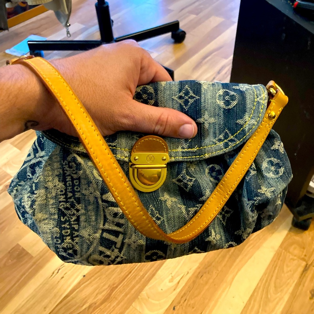 SALE!!! Authentic LOUIS VUITTON Monogram Denim mini Pleaty M95050 Shoulder bag.